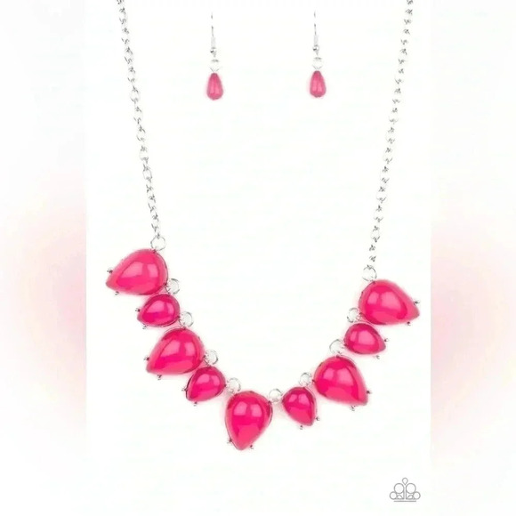 Pampered Poolside - Pink Necklace - Picture 2 of 9